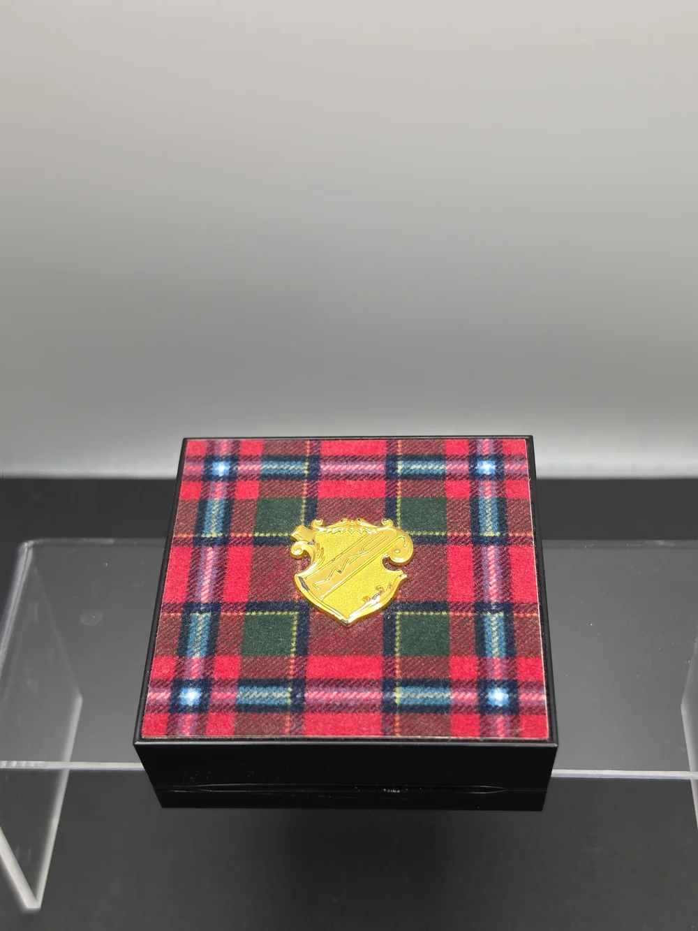 LIMITED EDITION MAC 